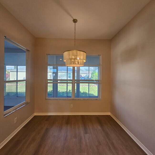 Building Photo - 5095 China Sea Dr