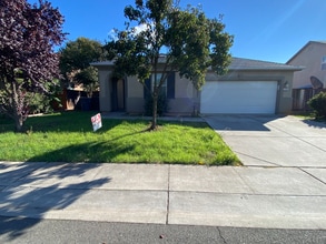 Building Photo - 3338 Megan Way