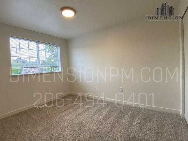 Building Photo - Charming 3-Bed, 2-Bath Home in Prime Feder...