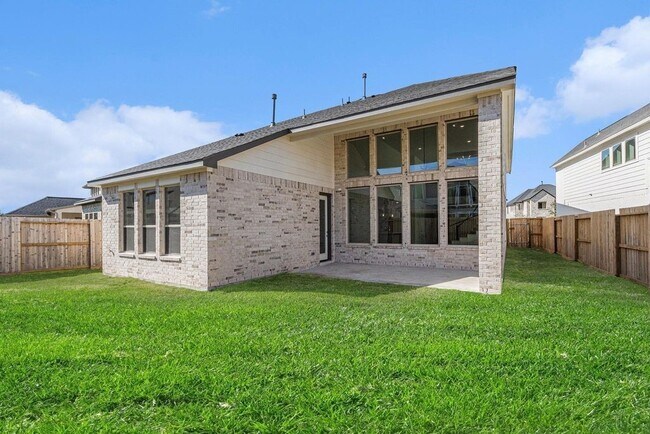 Building Photo - 30939 Radke Ests Dr