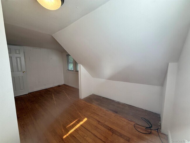 Building Photo - 24 8th Ave
