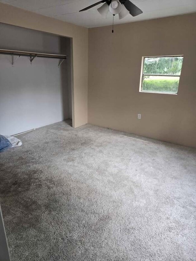 Building Photo - OWNER WILL FINANCE!