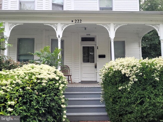 Building Photo - 222 N Bradford St