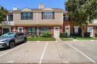 Building Photo - 228 Samuel Blvd