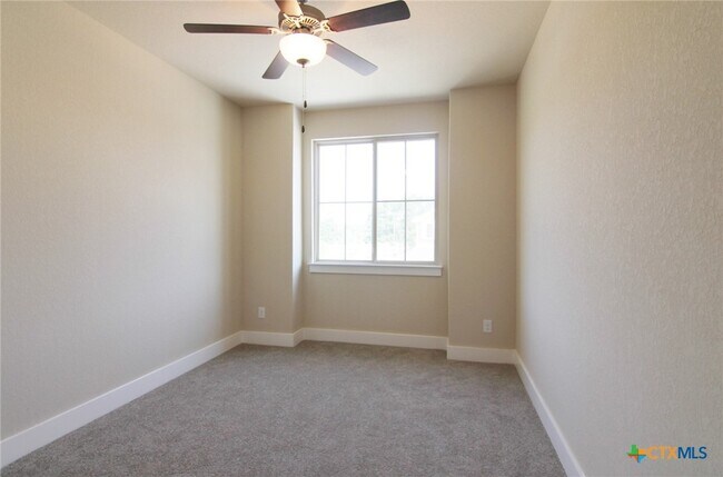 Building Photo - 712 Gristmill Dr