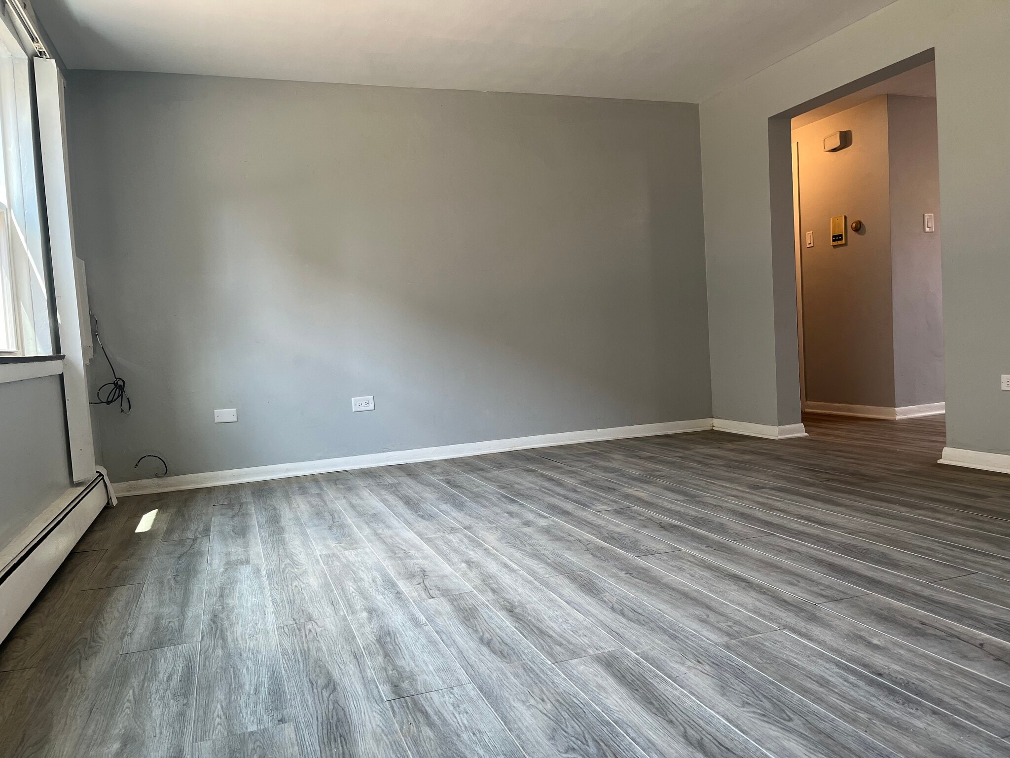 Building Photo - 3601 W 79th St