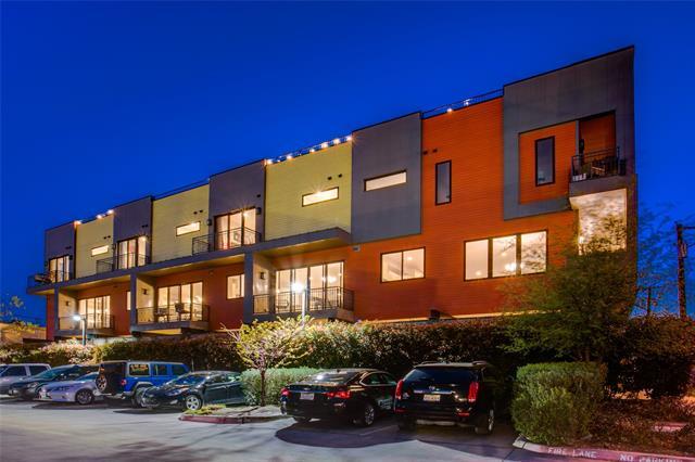 Building Photo - 410 Melba St