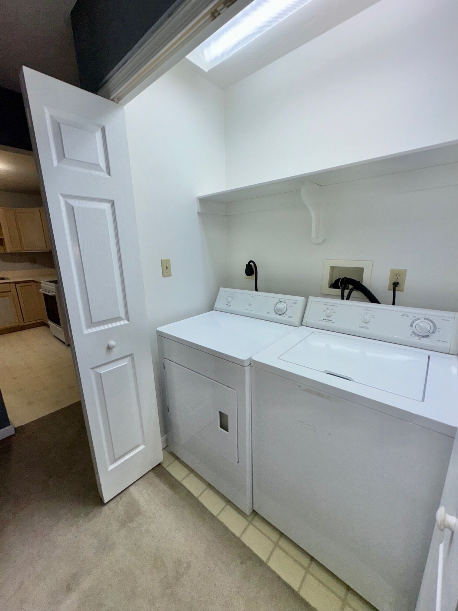 Building Photo - 626 Eichelberger St