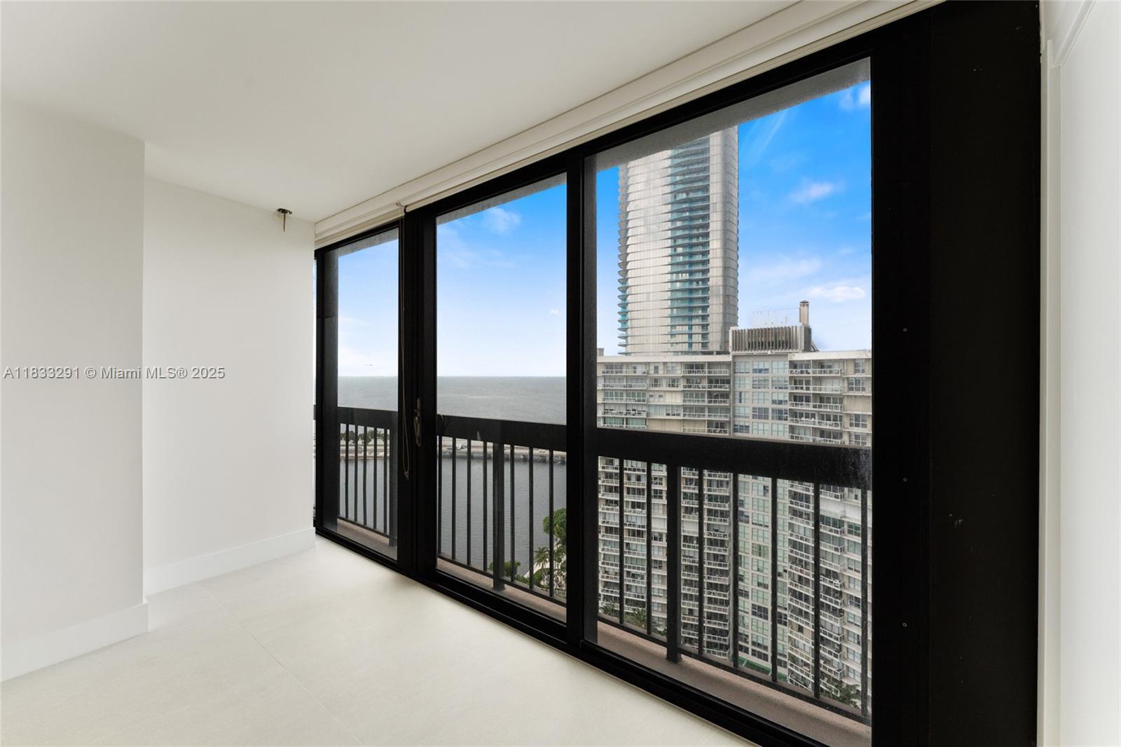 Building Photo - 2333 Brickell Ave