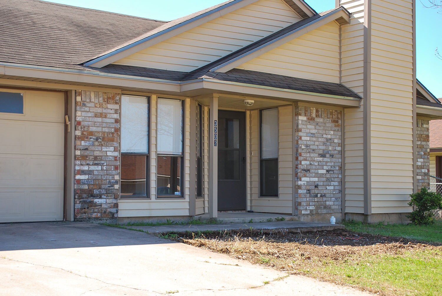 Building Photo - 3502 Chisholm Trail