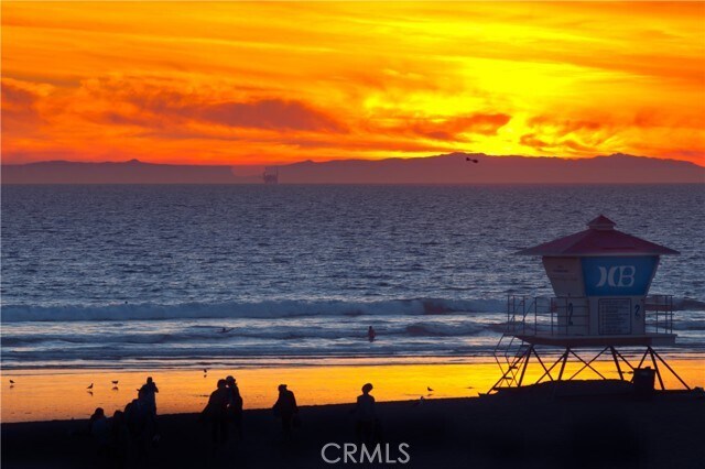 Building Photo - 914 Delaware St