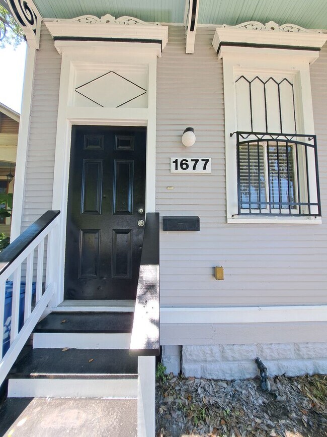Building Photo - 1677 N Broad St