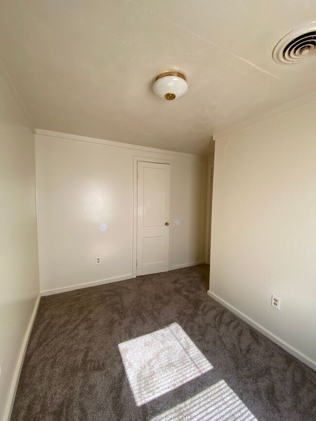 Building Photo - Big Value At An Affordable Rate - Water In...