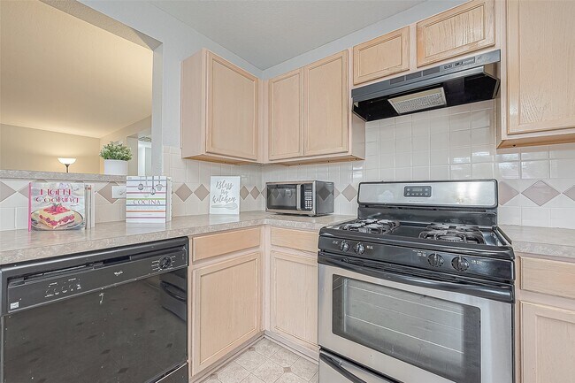 Building Photo - 3727 Morning Cove Ln