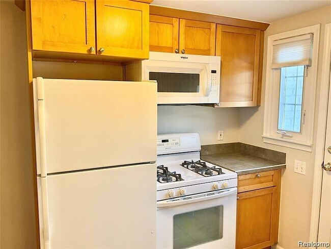 Building Photo - 1779 Graefield Rd