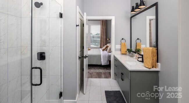 Building Photo - 2220 Wilkinson Blvd