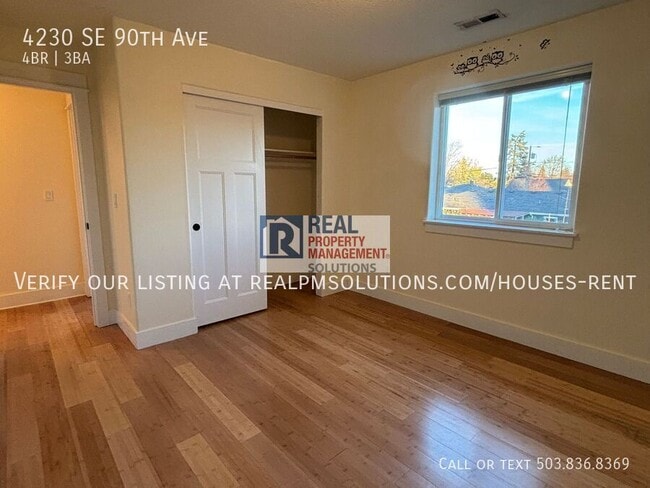 Building Photo - 4230 SE 90th Ave