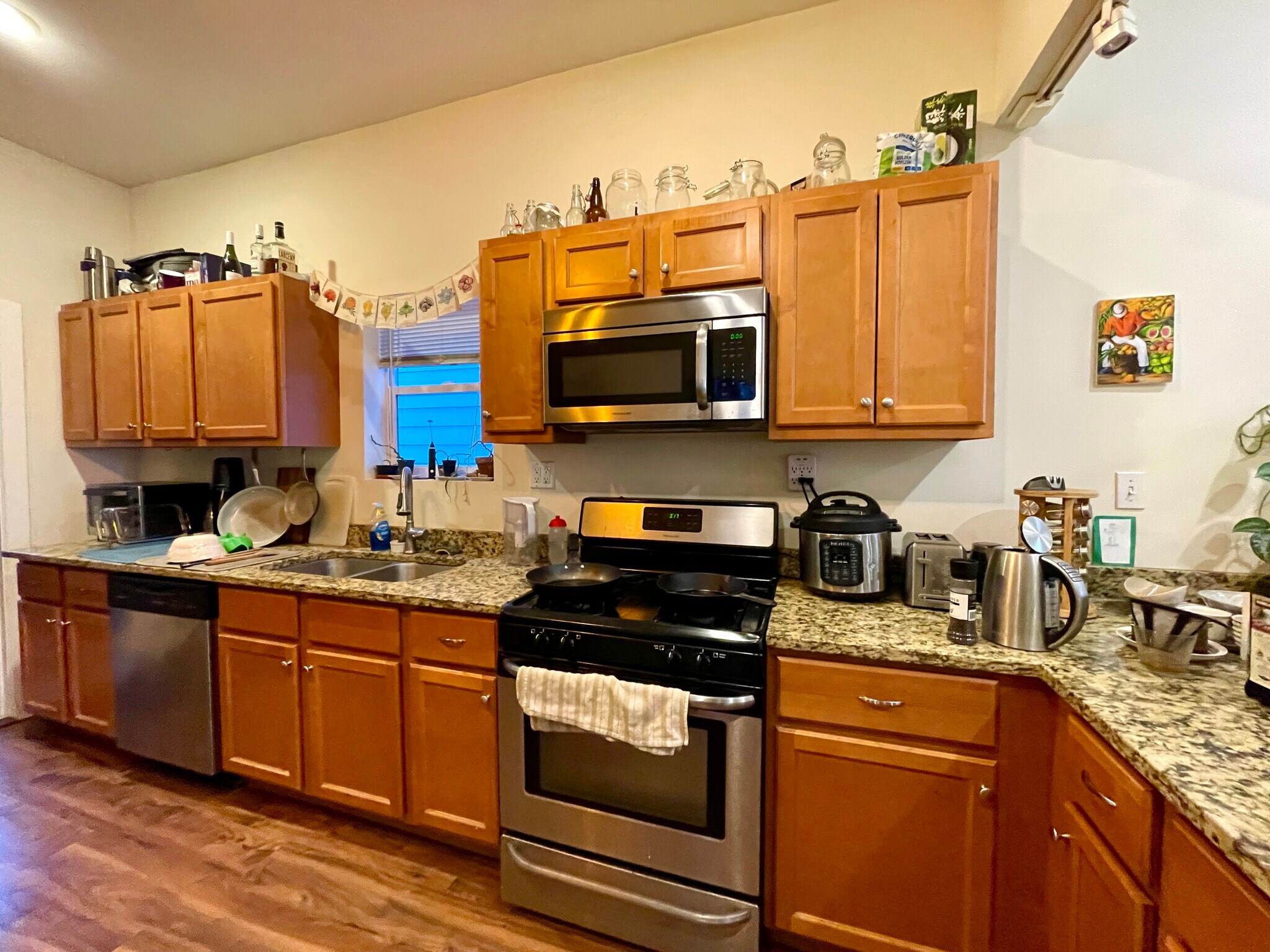 Building Photo - 1921 N Francisco Ave