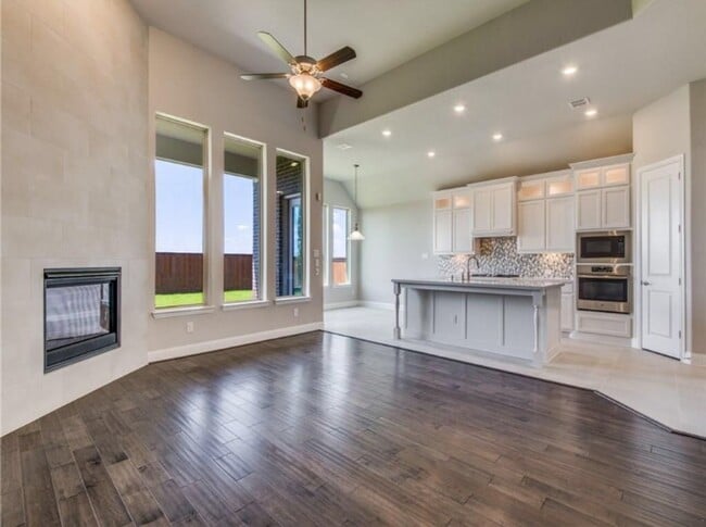 Building Photo - Luxury Home in Estates at Shaddock Park
