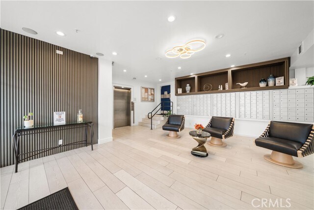 Building Photo - 10982 Roebling Ave