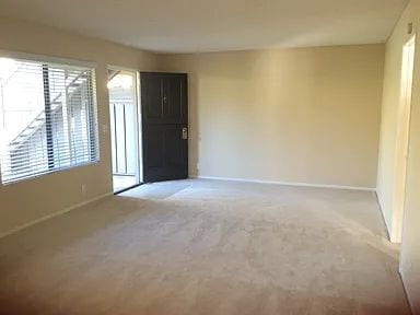 Building Photo - "Charming 1-Bedroom Retreat in Prime Irvine Location – Your Perfect Urban Oasis!"
