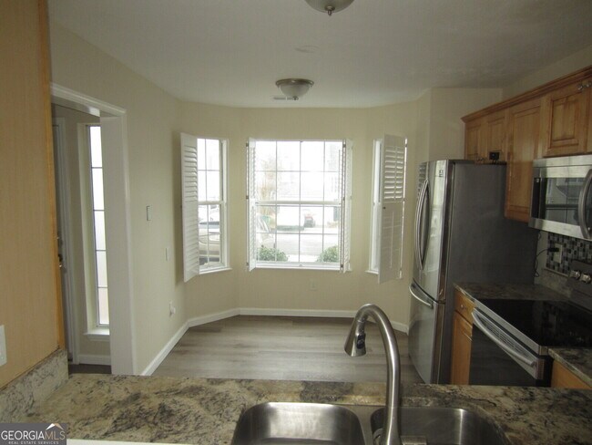 Building Photo - 4036 Oak Glenn Dr