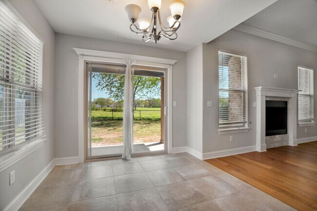 Building Photo - 3 Bed 2 Bath Home near Stonebridge Meadows Country Club