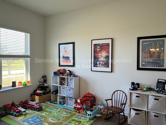 Building Photo - 4130 Lazy Breeze Ln