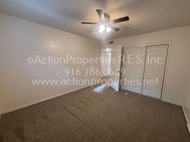 Building Photo - Move In Special $500.00 off 1st Mo Rent: C...