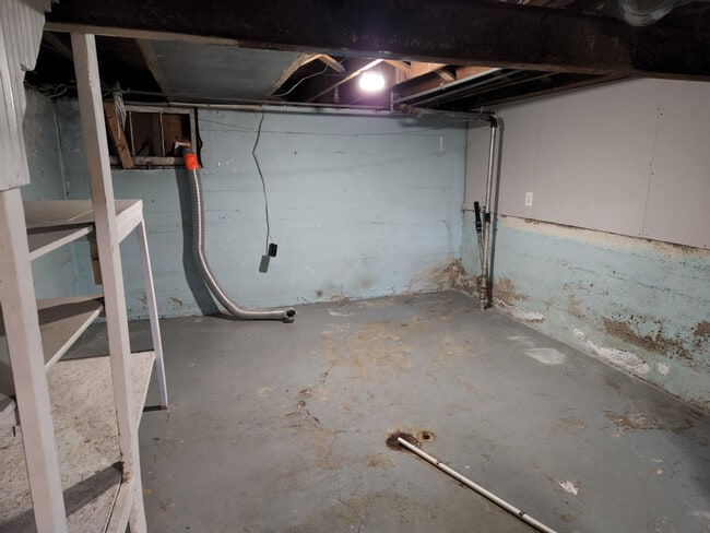 Building Photo - 508 E Cleveland Ave