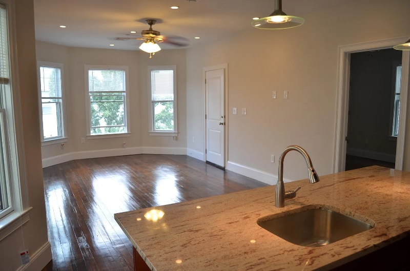 Building Photo - 5 Sudan St