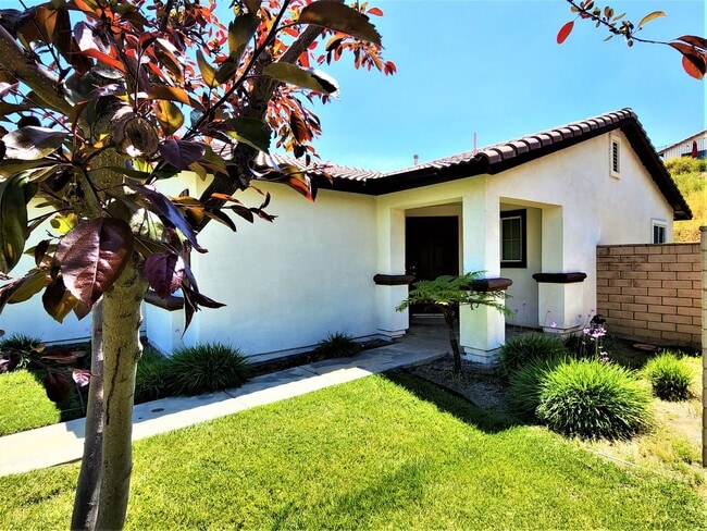 Building Photo - Great Single Story Home McVicker Canyon Hi...