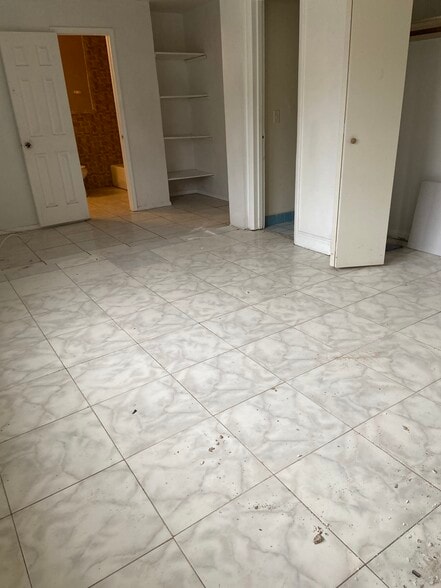 Building Photo - 17120 NW 10th Ct