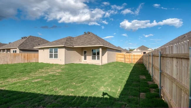 Building Photo - 610 Hollyhock Dr