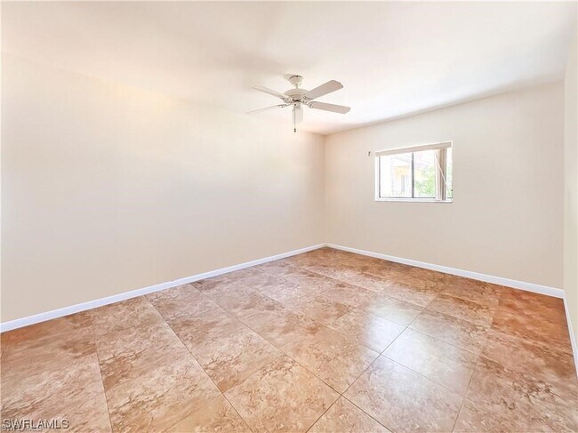 Building Photo - 610 SW 47th Terrace