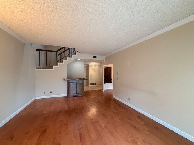 Building Photo - $4,600 | 4 Bed 2.5 Bath Available in Milpitas, CA!
