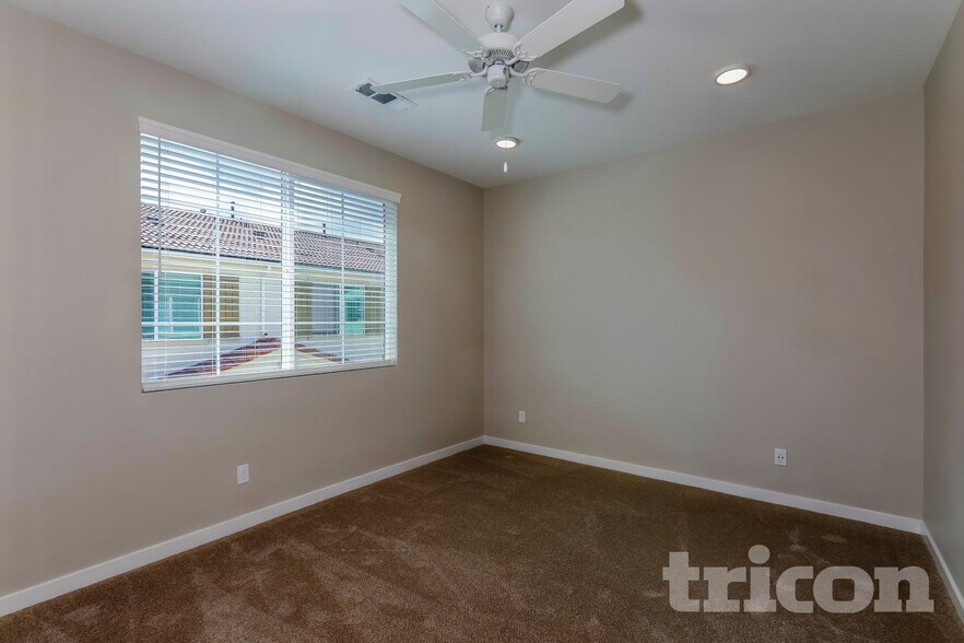 Building Photo - 24665 Tesoro Ct