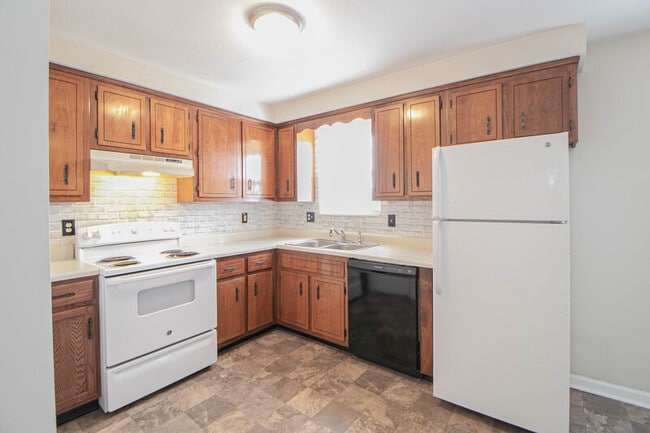 Building Photo - 1603 Minglewood Dr