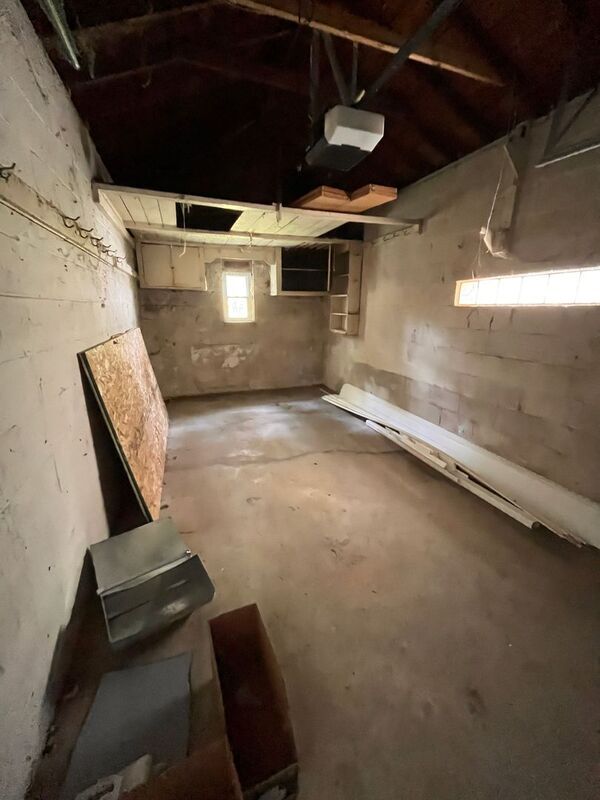 Building Photo - 18455 Wormer Ave