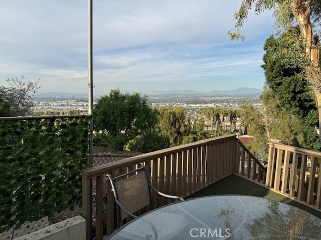 Building Photo - 141 S Peralta Hills Dr