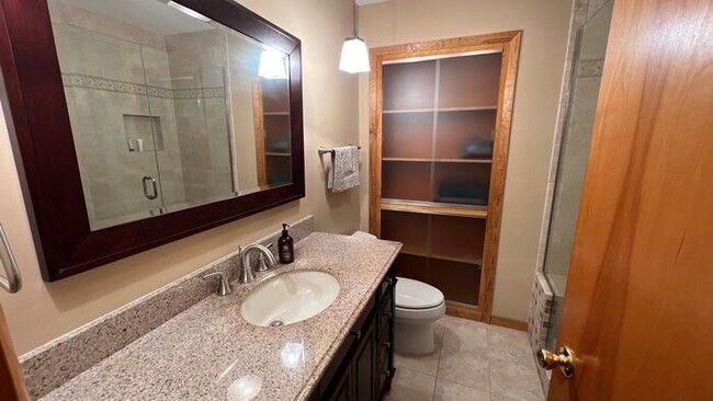 Building Photo - Westerville Ranch overlooking Hoover