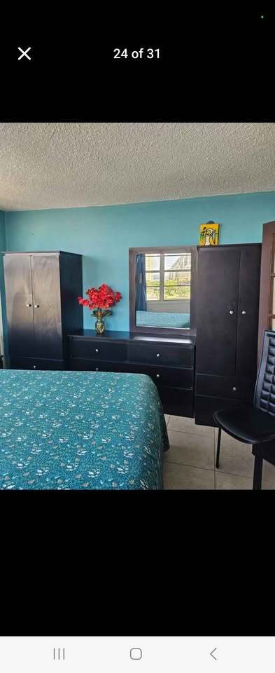 2ND BEDROOM - 801 Brickell Bay Dr