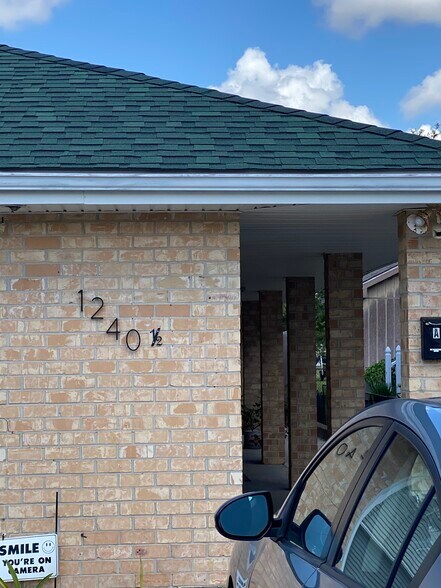 Building Photo - 1240 Avenue A