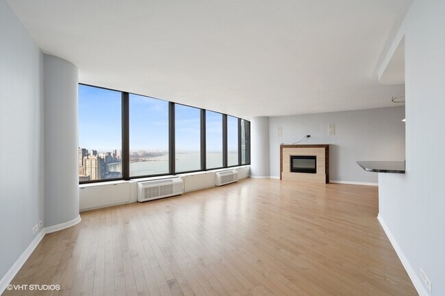Building Photo - 505 N Lake Shore Dr