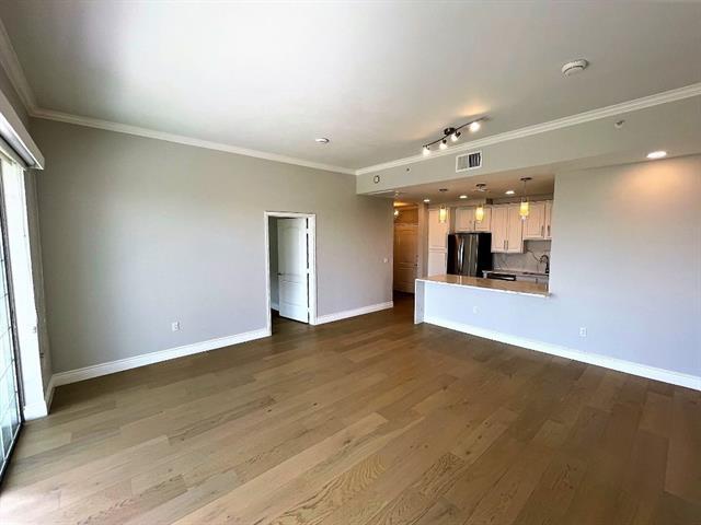Building Photo - 3225 Turtle Creek Blvd Blvd