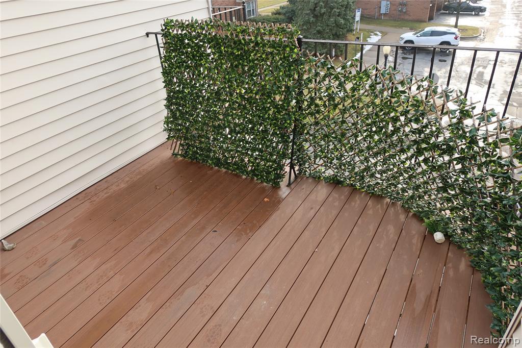 Building Photo - 1956 Campau Farms Cir