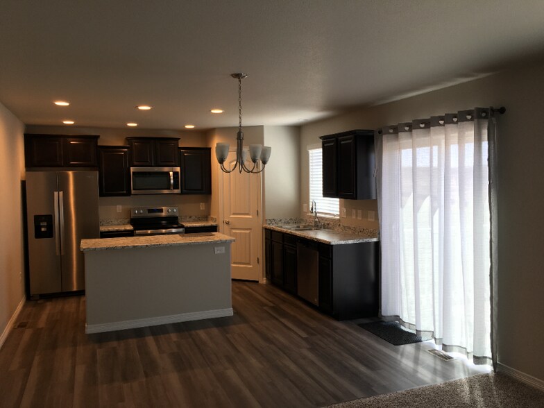 Building Photo - 11125 Rockcastle Dr