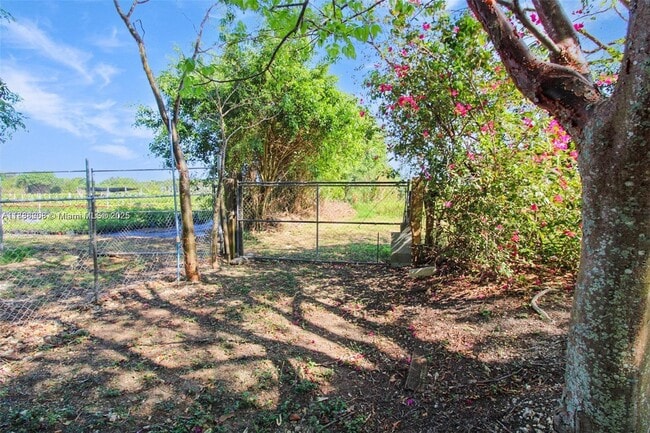Building Photo - 14875 SW 238th St