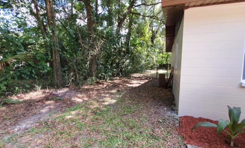 Building Photo - 2049 NW 36th Ave