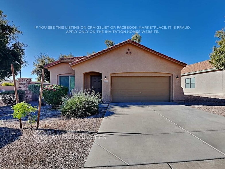 Primary Photo - 2563 W Camp River Rd